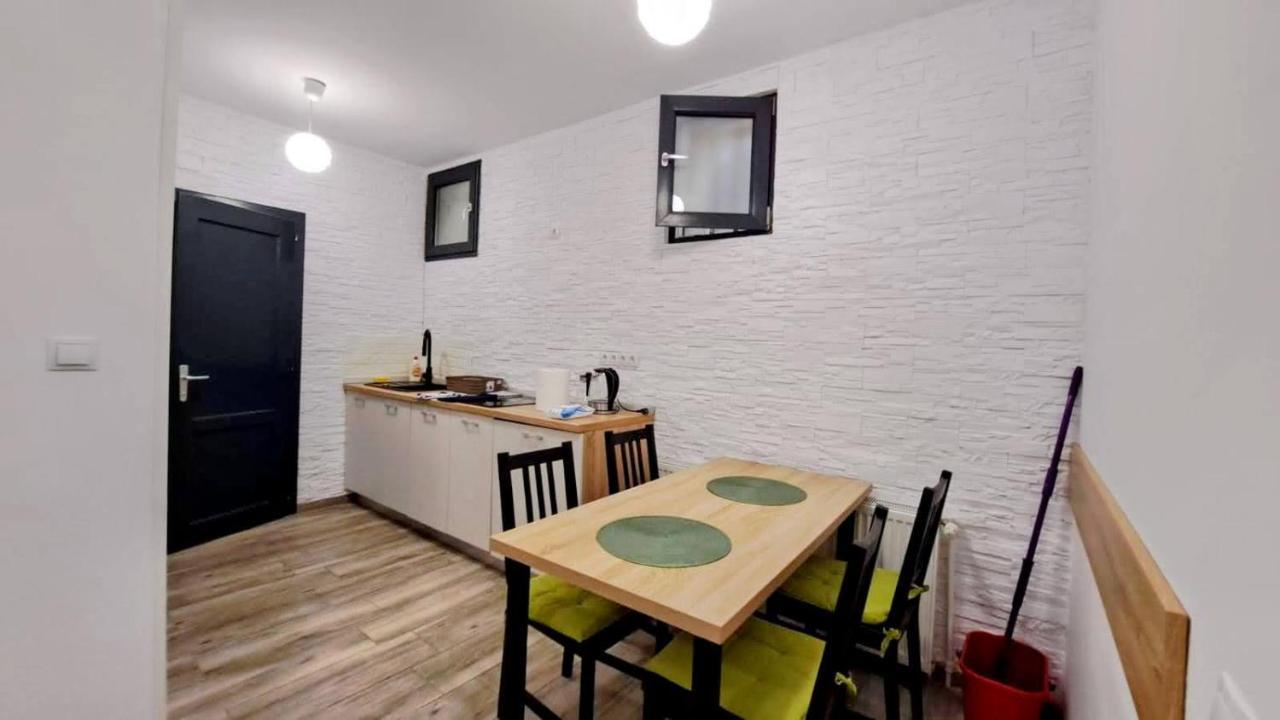 Cosy Studio In The Heart Of Braşov Exterior foto